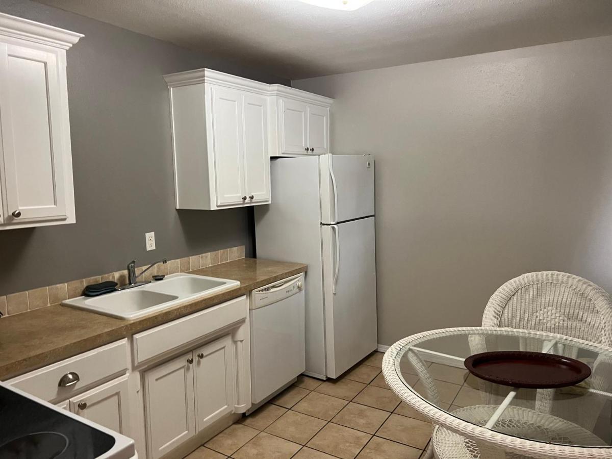 Ozark Inn & Suites Eksteriør bilde