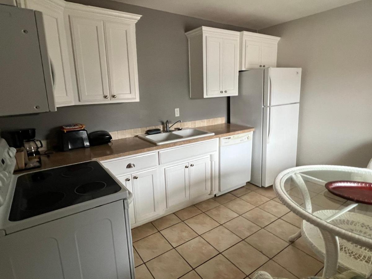 Ozark Inn & Suites Eksteriør bilde