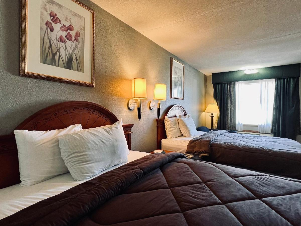 Ozark Inn & Suites Eksteriør bilde