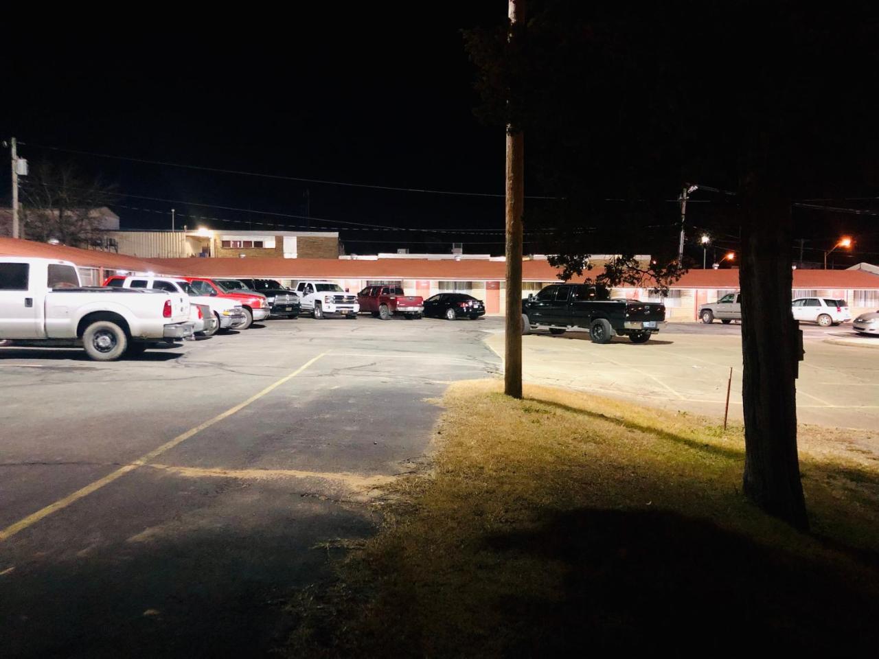 Ozark Inn & Suites Eksteriør bilde