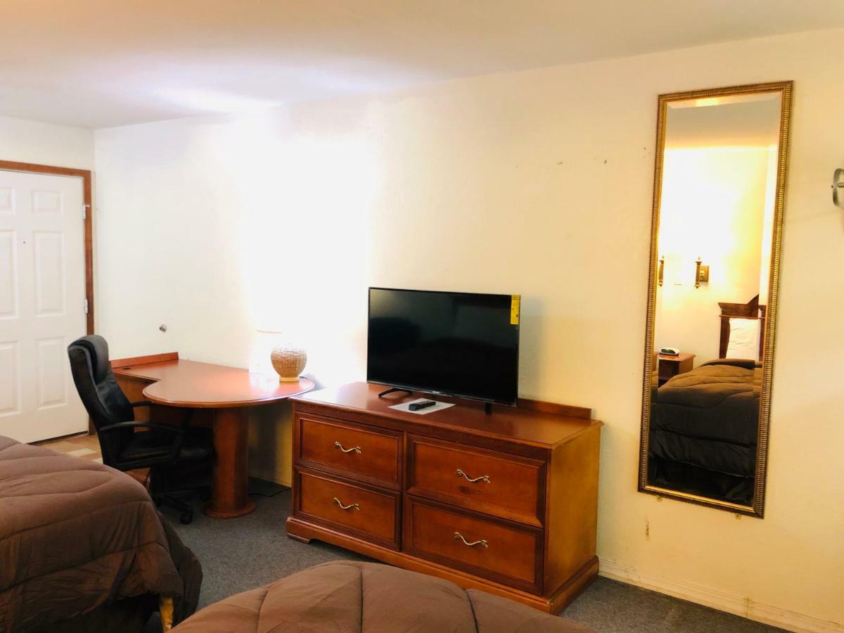Ozark Inn & Suites Eksteriør bilde