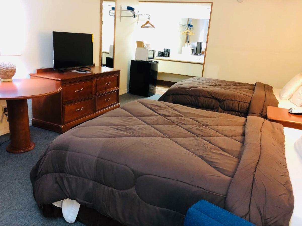 Ozark Inn & Suites Eksteriør bilde
