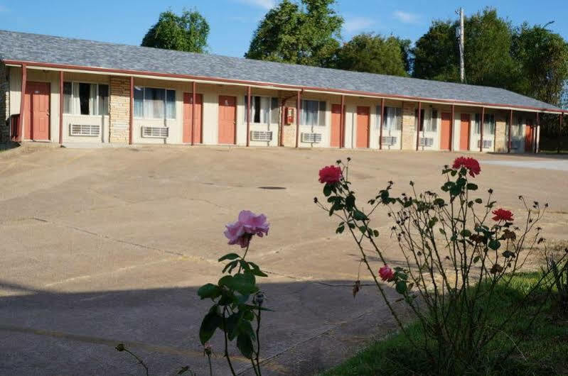 Ozark Inn & Suites Eksteriør bilde